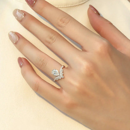 Luxury Pear Cut Moissanite Ring With Sterling Silver 925 Setting