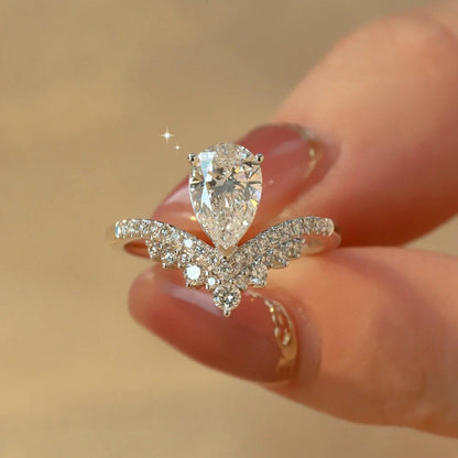 Luxury Pear Cut Moissanite Ring With Sterling Silver 925 Setting